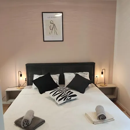 Appartement Lux Arena Ema *