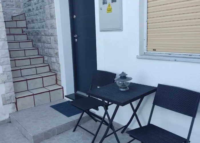 Lux Arena Ema Apartman *